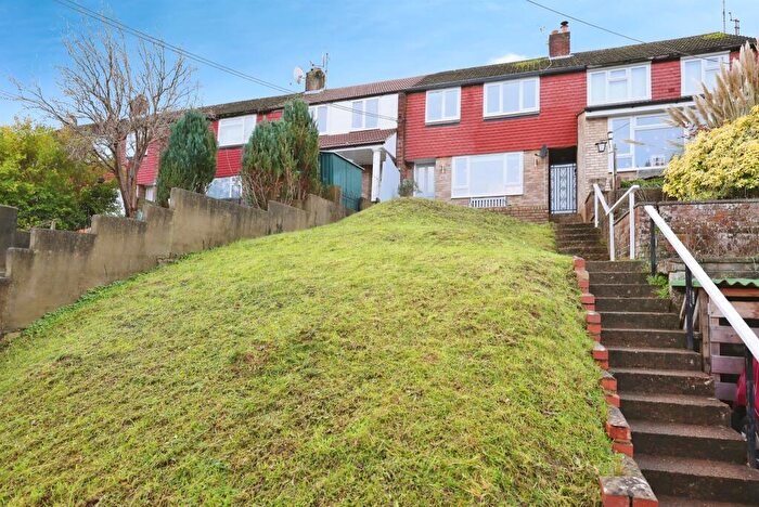 3 Bedroom Terraced House For Sale In Lynton Road, Chesham, HP5