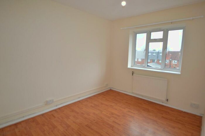2 Bedroom Apartment To Rent In Churchill Road, Langley, Berkshire, SL3