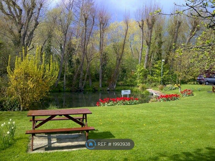 2 Bedroom Flat To Rent In Regatta Court, Cambridge, CB5