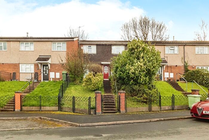 3 Bedroom Terraced House For Sale In Pearmain Drive, Nottingham, NG3