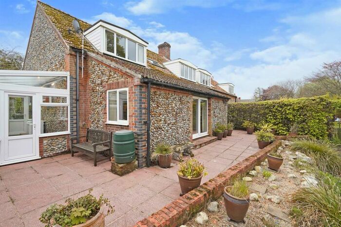 4 Bedroom Barn Conversion For Sale In Blakeney Road, Letheringsett, Holt, NR25