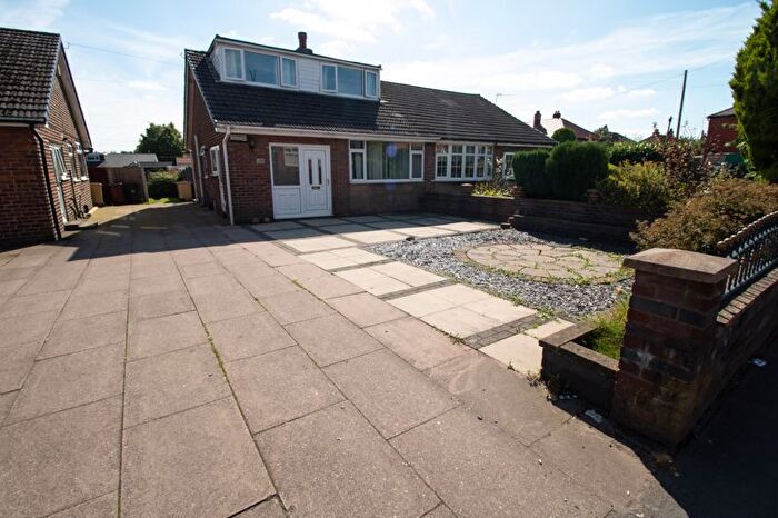 3 Bedroom Semi-Detached Bungalow To Rent In Buckley Lane, Farnworth, Bolton, BL4