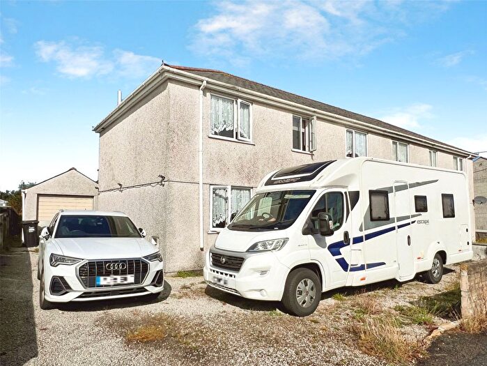 4 Bedroom Semi Detached House For Sale In Lower Broad Lane, Redruth, Cornwall, TR15