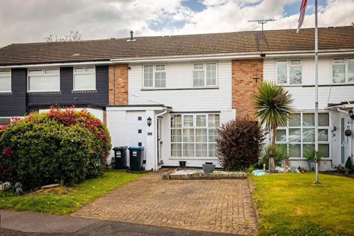 3 Bedroom Terraced House For Sale In Silkham Road, Oxted, RH8