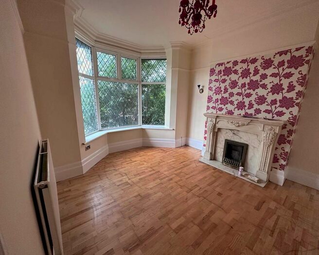 4 Bedroom Terraced House To Rent In Park Road, Oldham, OL8