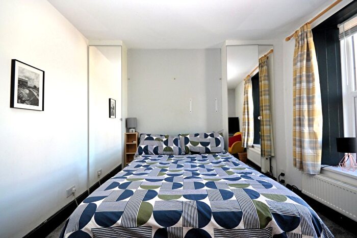 2 Bedroom End Of Terrace House For Sale In Coombe Park Lane, Plymouth, Devon, PL5