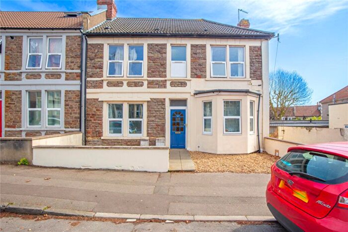 2 Bedroom Apartment For Sale In Gloucester Road, Horfield, Bristol, BS7