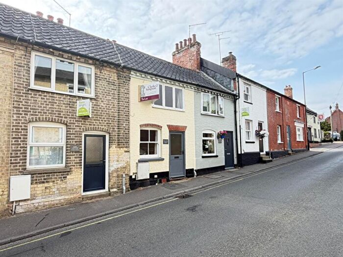 2 Bedroom Terraced House To Rent In Wickham Market, IP13