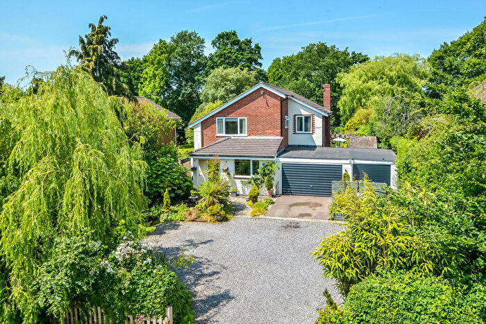 4 Bedroom Detached House For Sale In Denmead, Hampshire, PO7