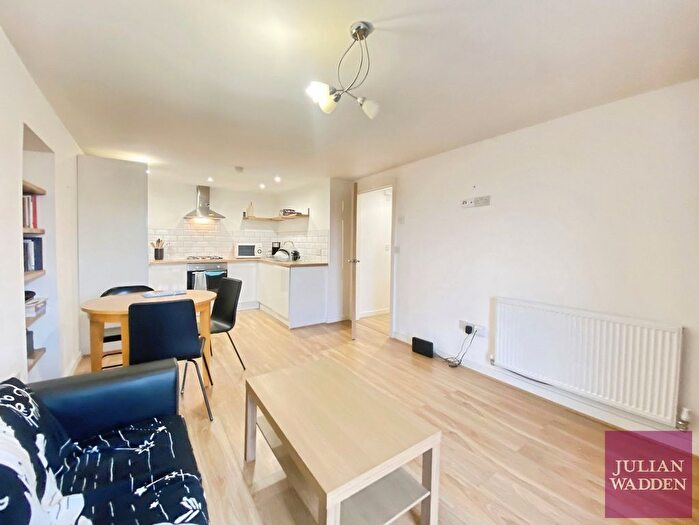 1 Bedroom Flat To Rent In St Marys Court, Millgate, Stockport, SK1