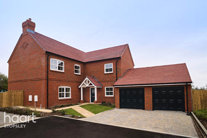 4 Bedroom Detached House For Sale In Valentines Meadow, Stewkley Village, LU7