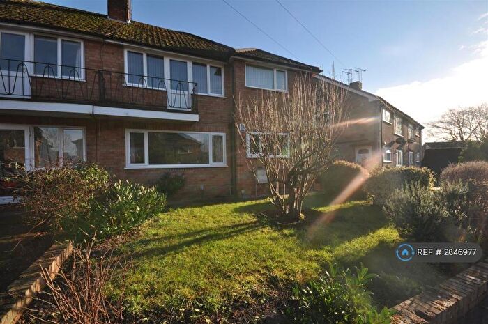 3 Bedroom Maisonette To Rent In Coniston Road, Leamington Spa, CV32