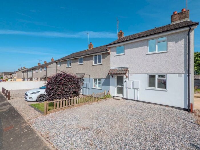 2 Bedroom Terraced House To Rent In Traly Close, Bude, EX23