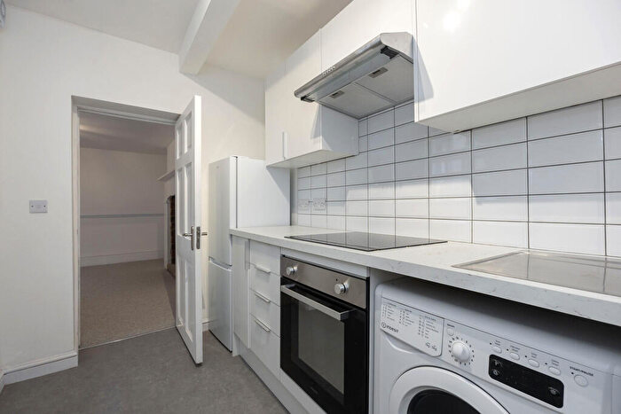 1 Bedroom Apartment To Rent In Clarence Road, Cheltenham, GL52