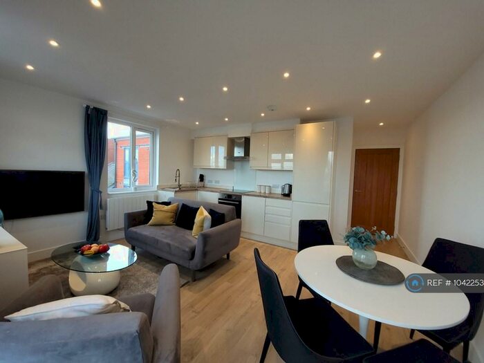 1 Bedroom Flat To Rent In Horizon House, East Wittering, Chichester, PO20