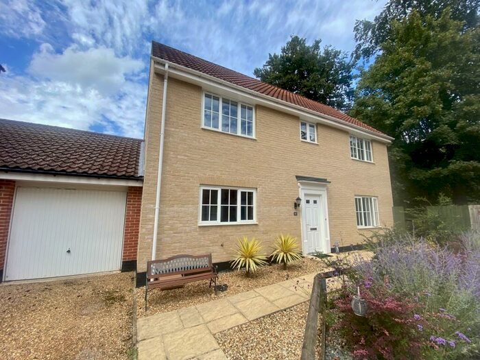 4 Bedroom House To Rent In Waterloo Close, Thetford, IP24