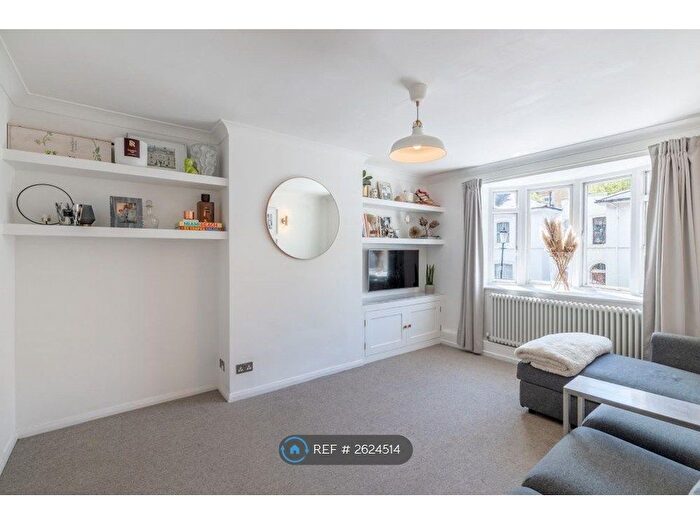 2 Bedroom Flat To Rent In Limerston Street, London, SW10