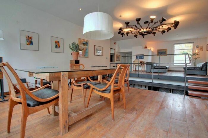 1 Bedroom Flat To Rent In Tanners Hill, London, SE8