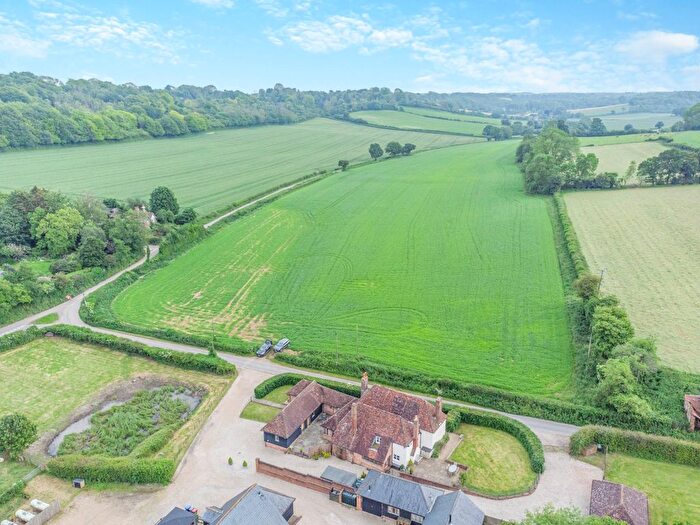 6 Bedroom Detached House For Sale In Church Lane, Waltham, Kent, CT4