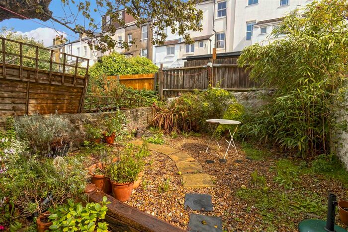 1 Bedroom Flat To Rent In Whippingham Road, Brighton, BN2