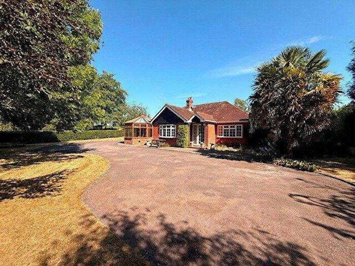 3 Bedroom Bungalow To Rent In Richmond Farm, Brickworth Road, Whiteparish, Wiltshire, SP5