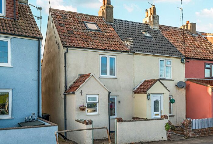 3 Bedroom End Terrace House For Sale In Parkfield Rank, Pucklechurch, Bristol, Gloucestershire, BS16