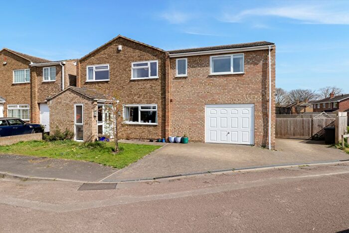 5 Bedroom Detached House For Sale In The Rustons, Duxford, CB22
