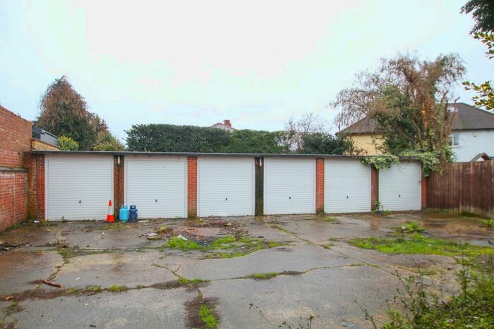 Garage / Parking To Rent In Park Road, Stretford, Manchester, M32