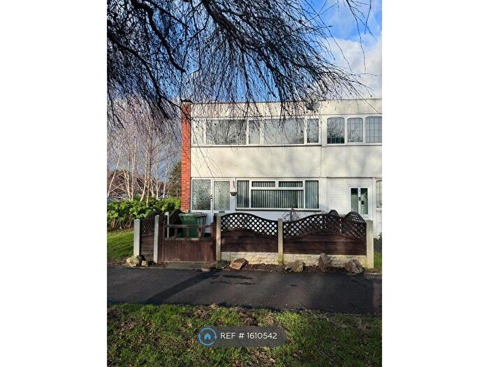 3 Bedroom Terraced House To Rent In Oakham Way, Solihull, B92