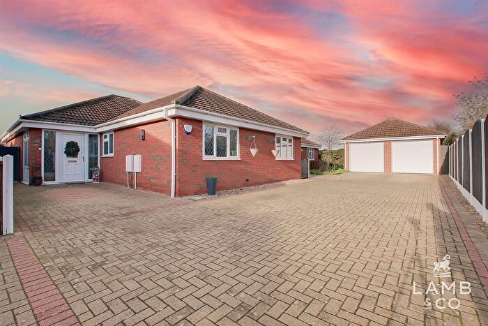 3 Bedroom Detached Bungalow For Sale In Burrsville Mews, Clacton On Sea, CO15