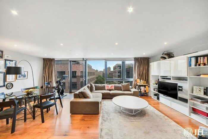 2 Bedroom Flat To Rent In Roach Road, Fish Island, E3