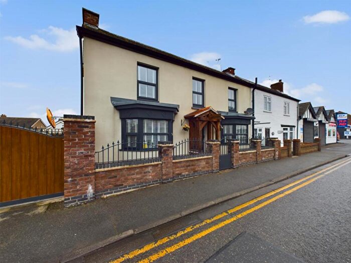 3 Bedroom Semi-Detached House For Sale In High Street, Sutton-On-Sea, LN12