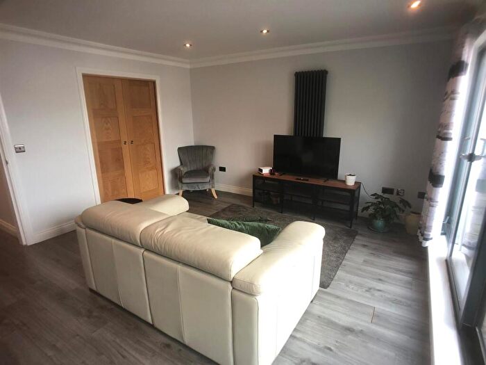 1 Bedroom Apartment To Rent In Concord House, Leylands Road, Leed, LS2