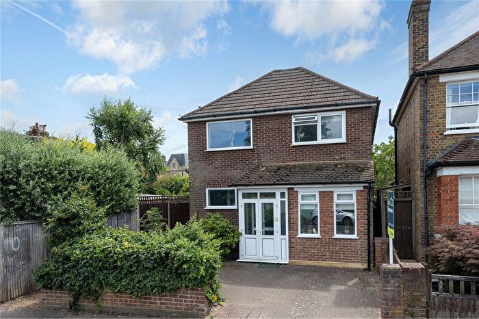 3 Bedroom Detached House For Sale In Varna Road, Hampton, TW12