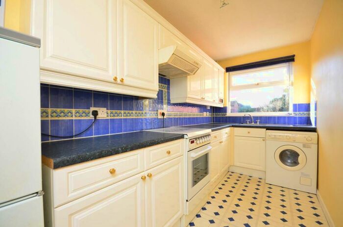 1 Bedroom Maisonette To Rent In Harms Grove, Merrow, Guildford, GU4