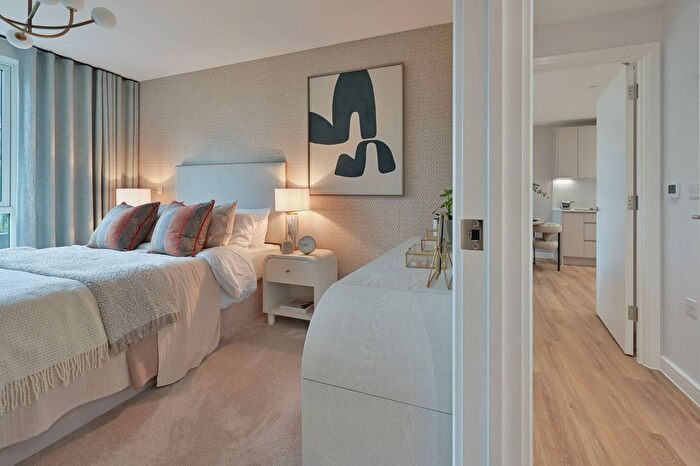 1 Bedroom Flat For Sale In Northwick Parkside, Harrow, HA1