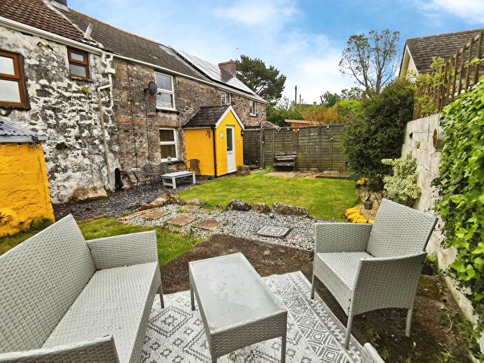 2 Bedroom Cottage For Sale In Reawla, Tucked Away Cottage, TR27