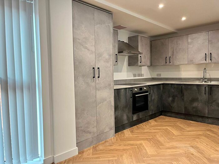 10 Bedroom Flat To Rent In Camden Street, Liverpool, Merseyside, L3