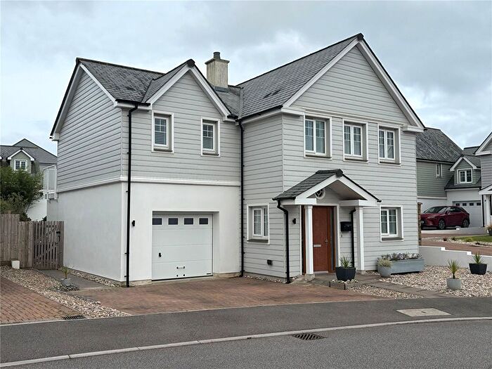 4 Bedroom Detached House For Sale In Polpennic Drive, Padstow, Cornwall, PL28