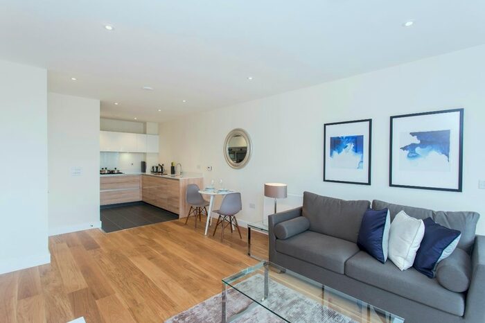 1 Bedroom Flat To Rent In Peartree Way, Greenwich Millennium Village, Greenwich, London, SE10