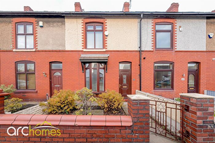 2 Bedroom Terraced House To Rent In Wigan Road, Atherton, Manchester, M46