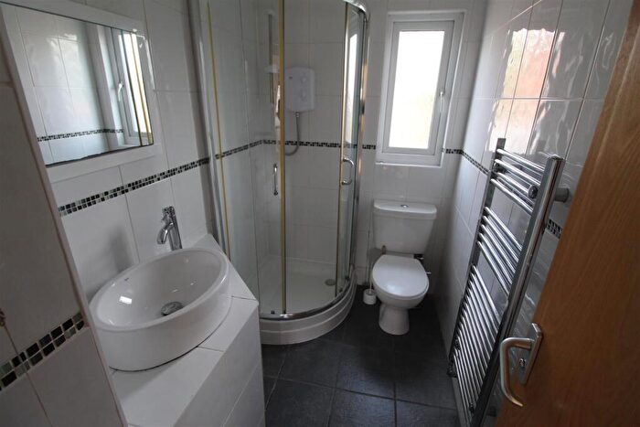 1 Bedroom Terraced House To Rent In Miskin Street, Cardiff, CF24
