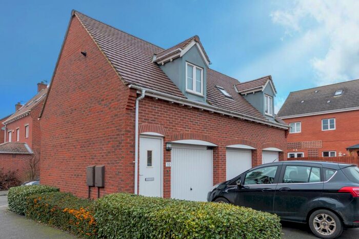 1 Bedroom Apartment To Rent In Oakwood Close, Desborough, Kettering, NN14