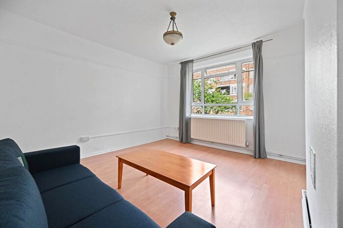 2 Bedroom Flat To Rent In Canning House, White City, London, W12