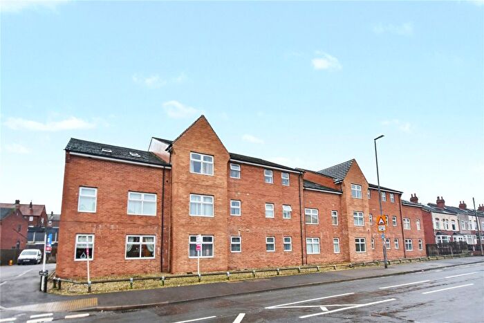 2 Bedroom Flat For Sale In James Court, Hemsworth, Pontefract, West Yorkshire, WF9