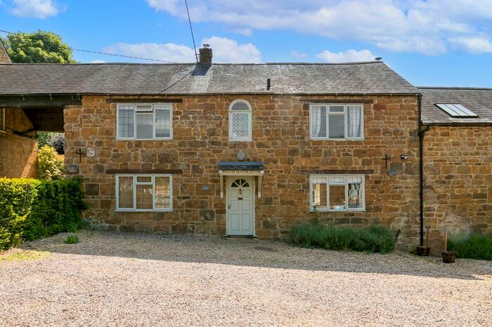 3 Bedroom Semi-Detached House To Rent In Raydon Hill Cottage, Mills Lane, Wroxton, OX15