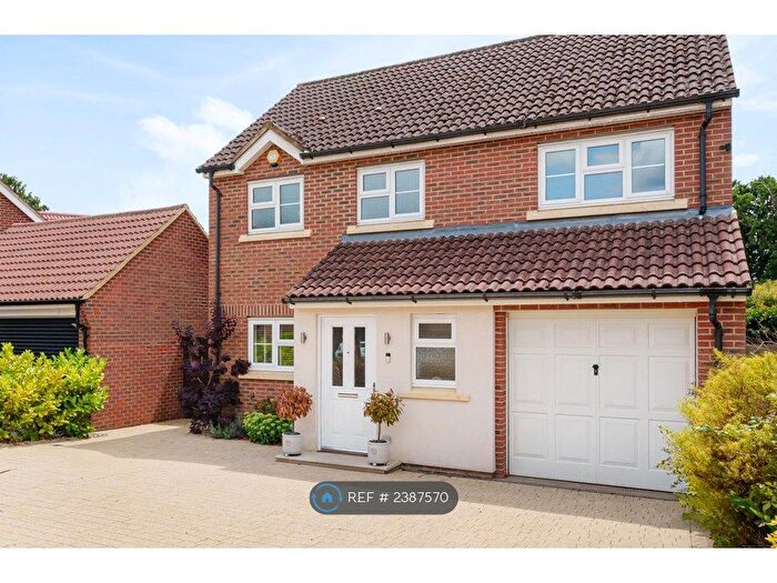 4 Bedroom Detached House To Rent In Virginia Water, Virginia Water, GU25