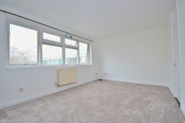1 Bedroom Flat To Rent In Silbury Boulevard, Milton Keynes, MK9