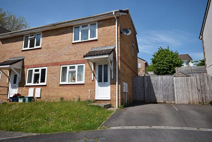 2 Bedroom Property To Rent In Oakhill Rise, Barnstaple, Devon, EX31