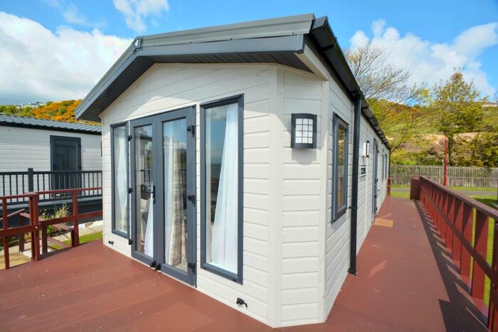2 Bedroom Caravan For Sale In Kinghorn, Burntisland, Fife, KY3